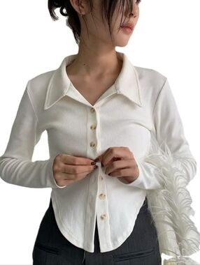 Classic Ribbed Button-Front White Women’s Top